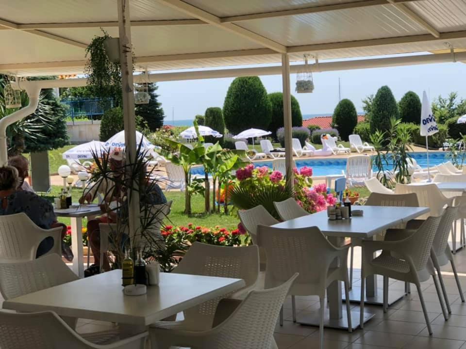 ホテル Riviera Complex 6 スヴェティ・ヴラス エクステリア 写真